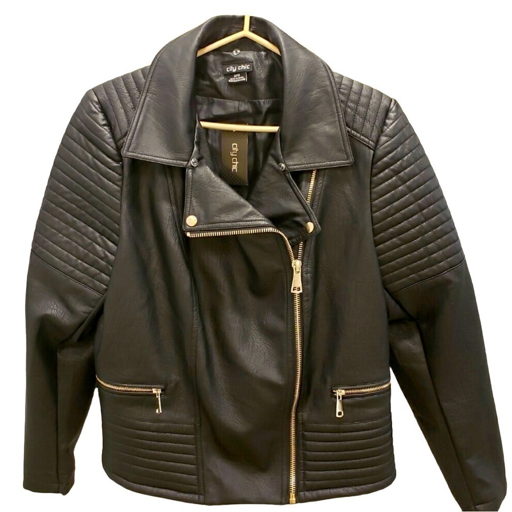 City Chic faux leather Moto Jacket with removable Faux fur collar.NWT Medium
H